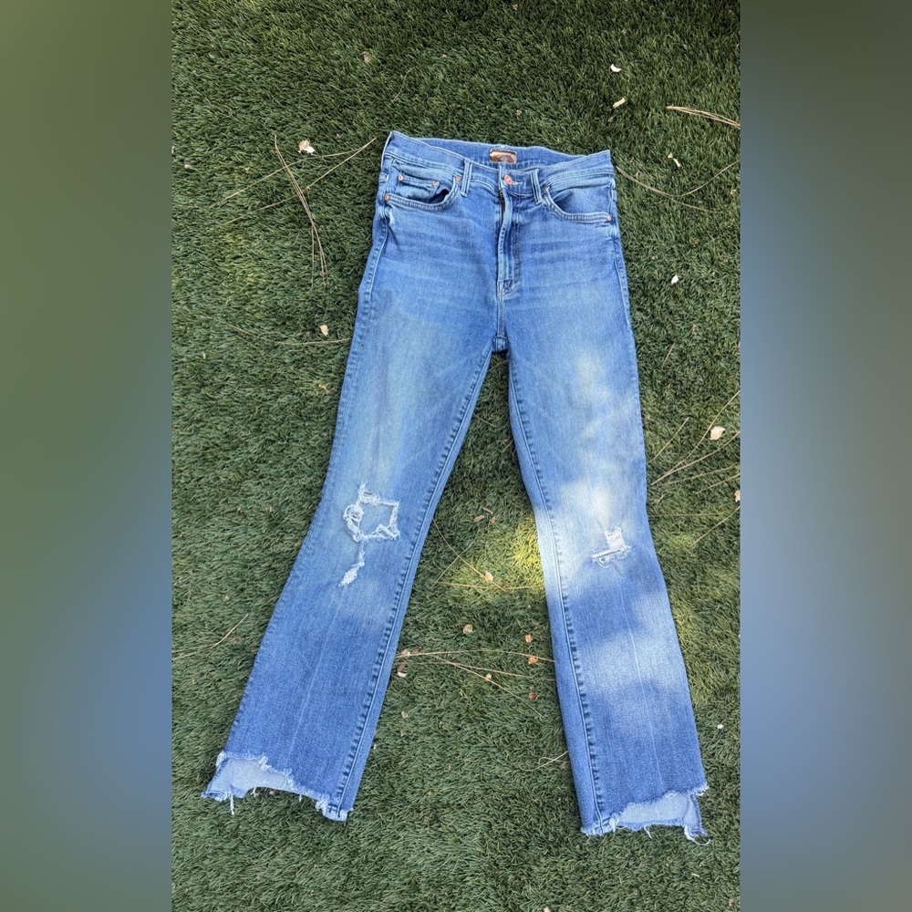 MOTHER The insider crop step chew Jeans